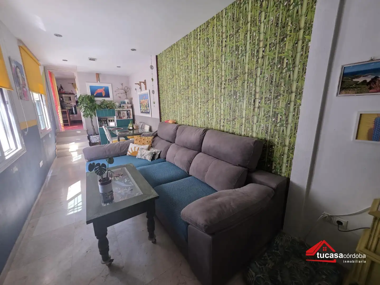 Living room of Flat for sale in Córdoba  with Air Conditioner, Terrace and Storage room
