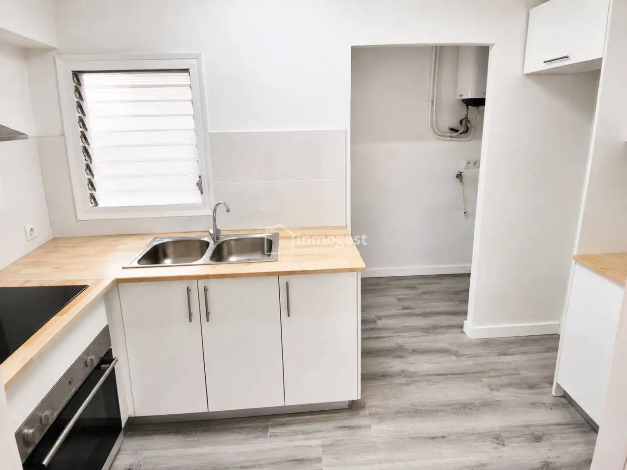 Kitchen of Flat for sale in Flaçà  with Parquet flooring and Storage room