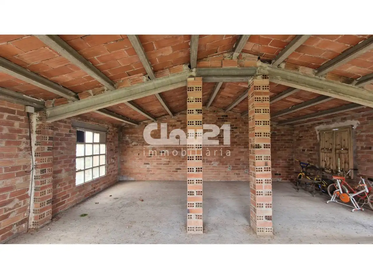 Houses for sale in Cardona