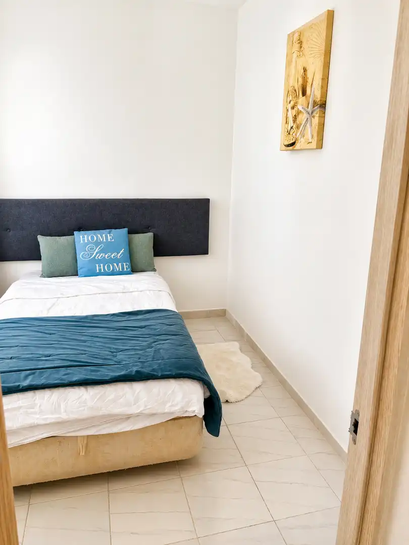 Habitación de Apartamento en venta en Sotogrande con Aire acondicionado, Terraza y Amueblado