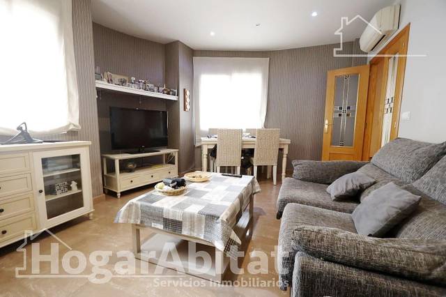 Casa adosada en Venta en Calle Felipe II en Sants Patrons