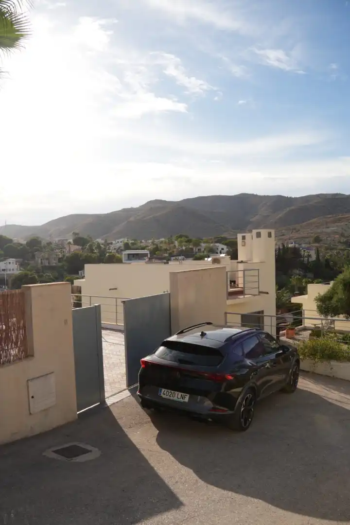 Vista exterior de Casa o chalet de alquiler en El Campello con Aire acondicionado, Calefacción y Terraza