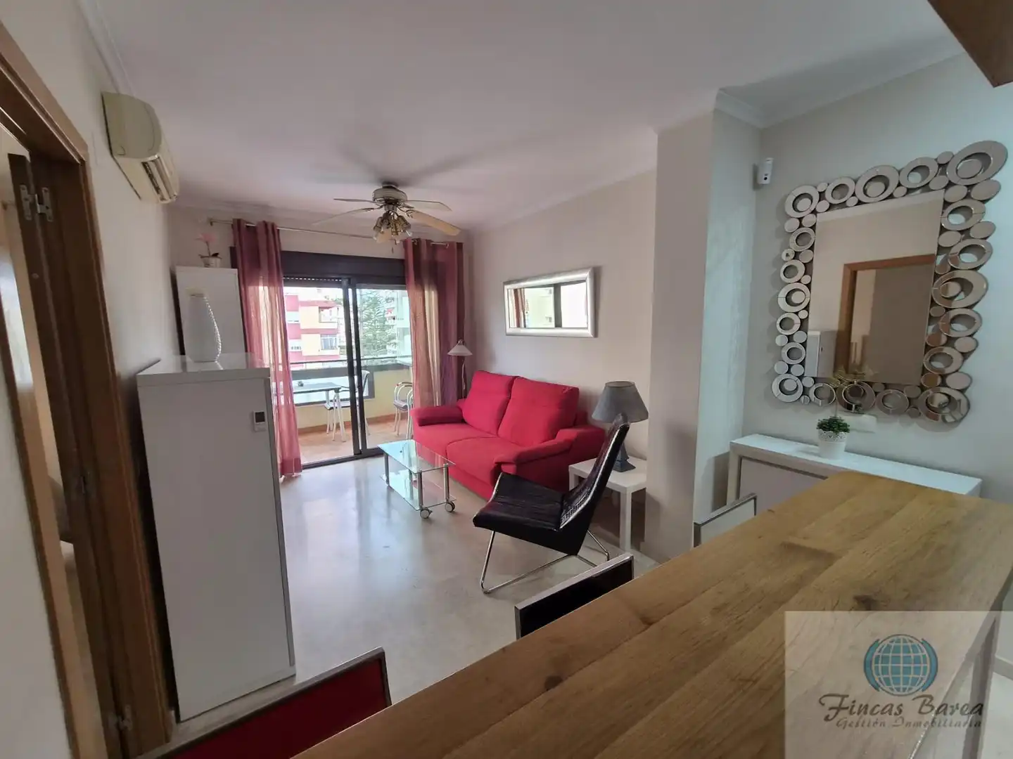 Living room of Flat for sale in Fuengirola  with Air Conditioner, Terrace and Community pool