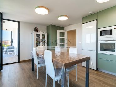 Appartamento con piscina in vendita a Calle RIO JABALON