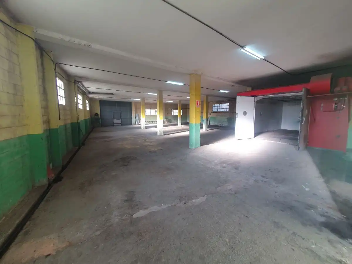 Parking of Industrial buildings for rent in Grado