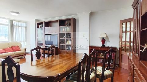 Foto 2 de Piso en venta en Avda de Madrid, Salgueira - O Castaño, Vigo