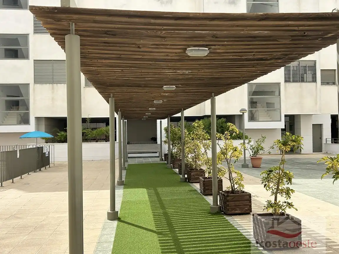 Study for sale in Espiritu Santo, Barrio del Centro