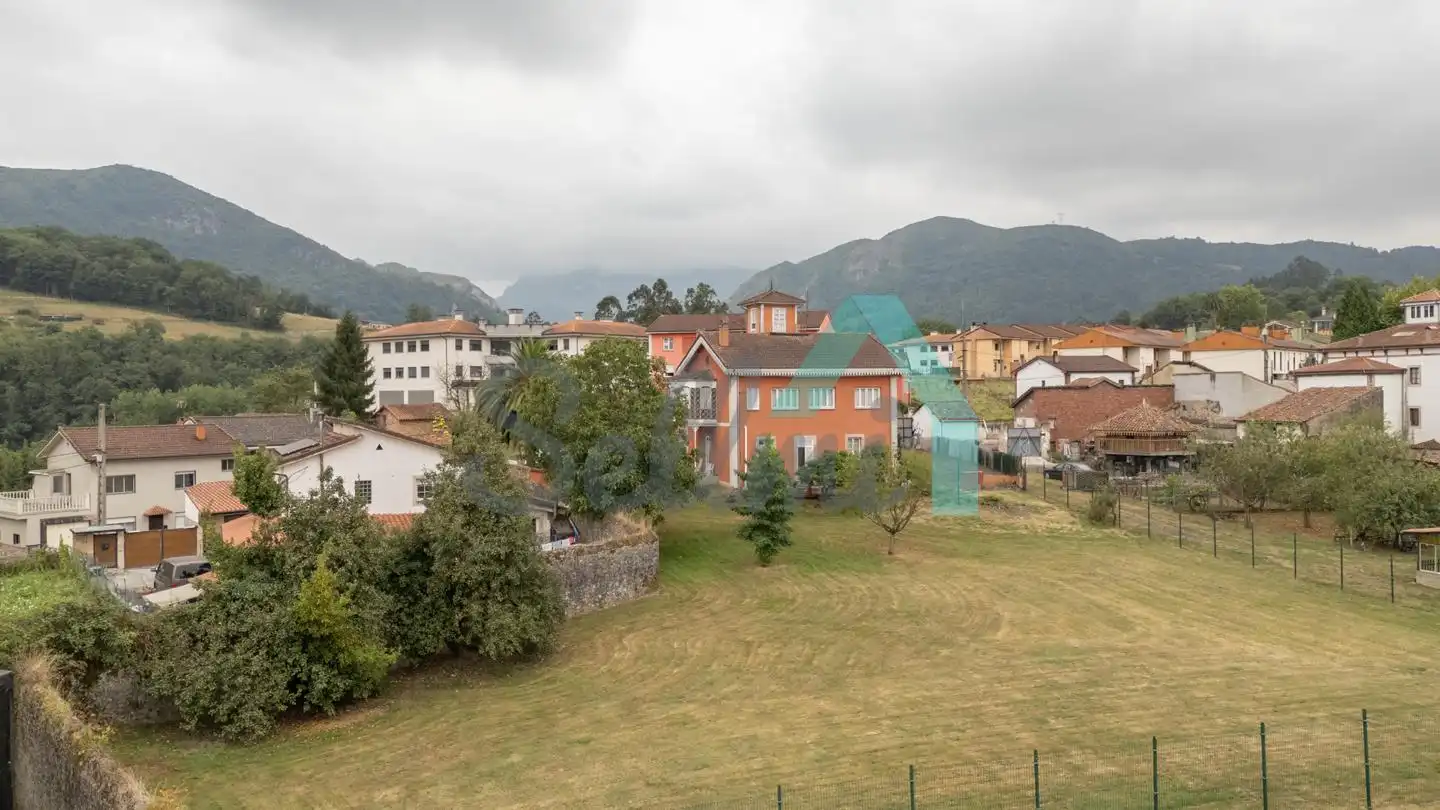 Casa o chalet en venta en Ribera de Arriba con Jardín privado, Terraza y Balcón