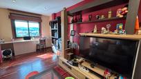 Wohnzimmer von Dachboden zum verkauf in Vilagarcía de Arousa mit Heizung, Parkett und Terrasse
