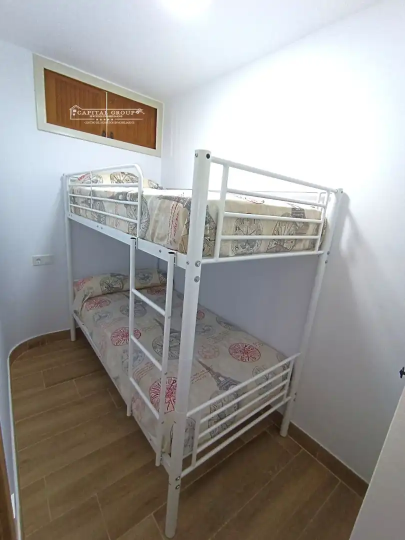 Habitación de Piso en venta en Punta Umbría con Amueblado, Horno y Lavadora