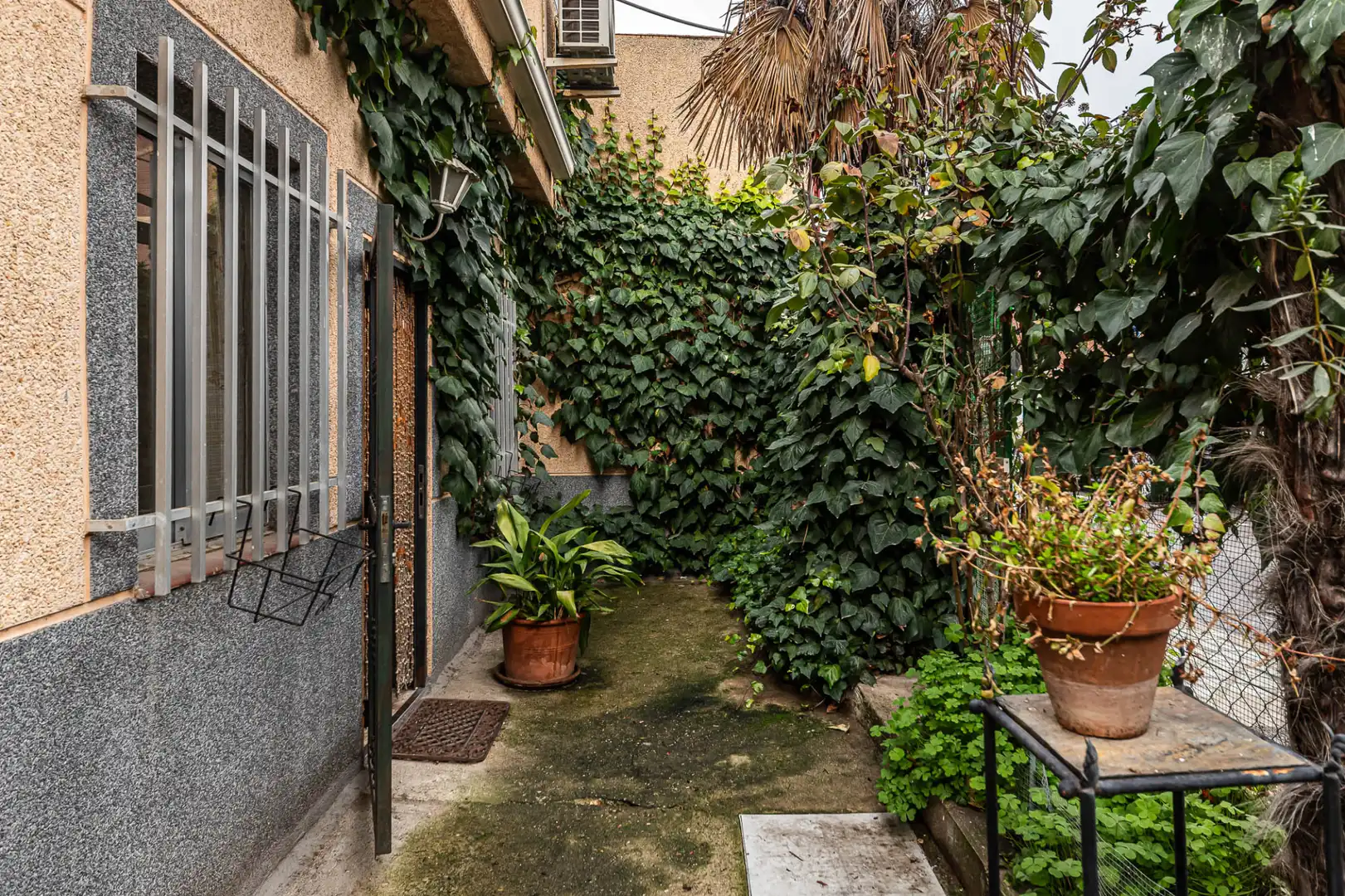 Xalet amb jardí en venda a Calle de Arnedillo, imagen 39