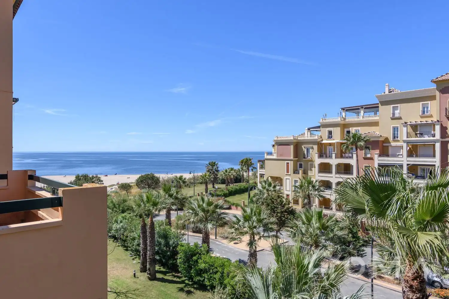 Apartament amb terrassa en venda a Avenida Avda. de los Cisnes, imagen 16
