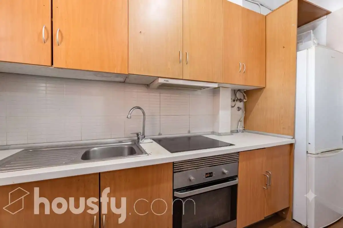 Kitchen of Flat for sale in Cornellà de Llobregat  with Balcony