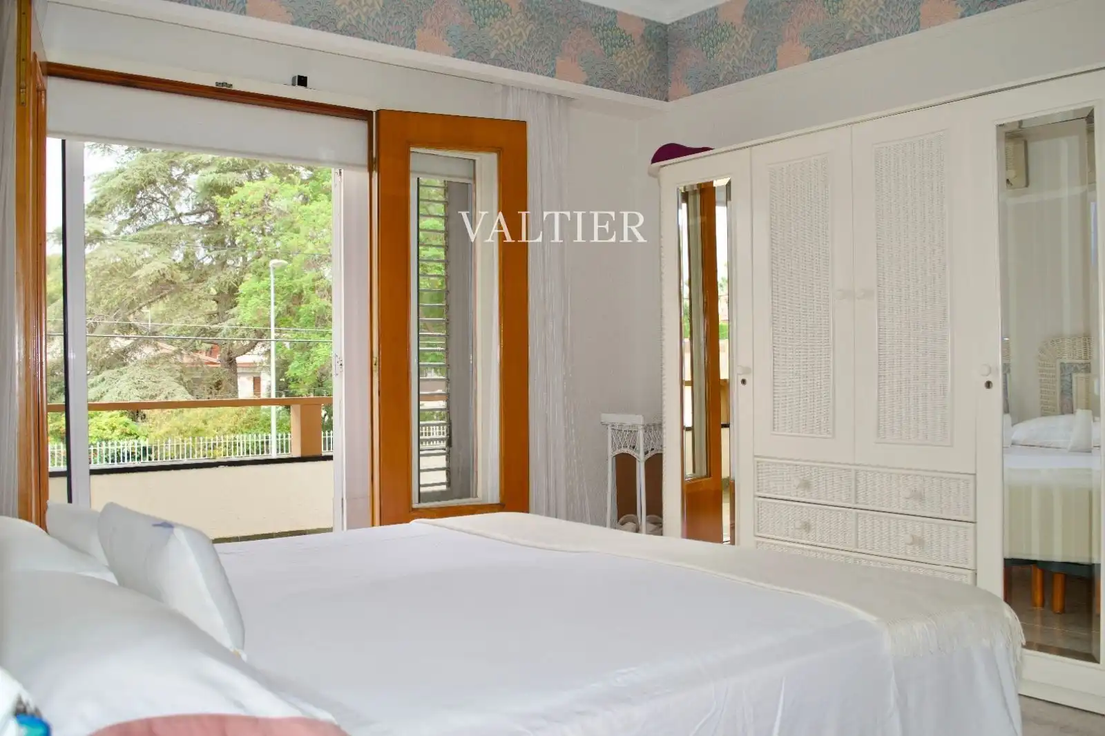 Bedroom of Houses for sale in L'Eliana  with Air Conditioner and Swimming Pool