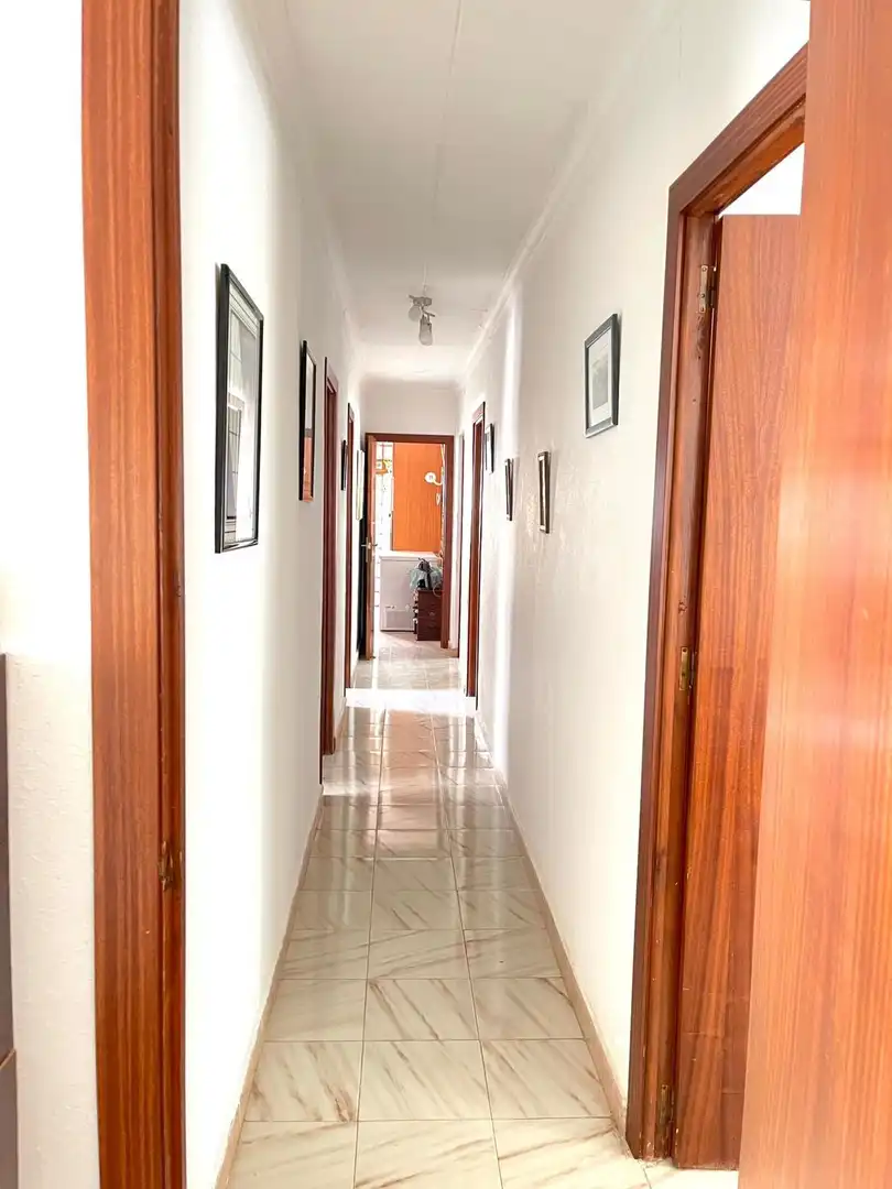 Haus oder Chalet zum Verkauf in Mula mit Privatgarten, Terrasse und Abstellraum
