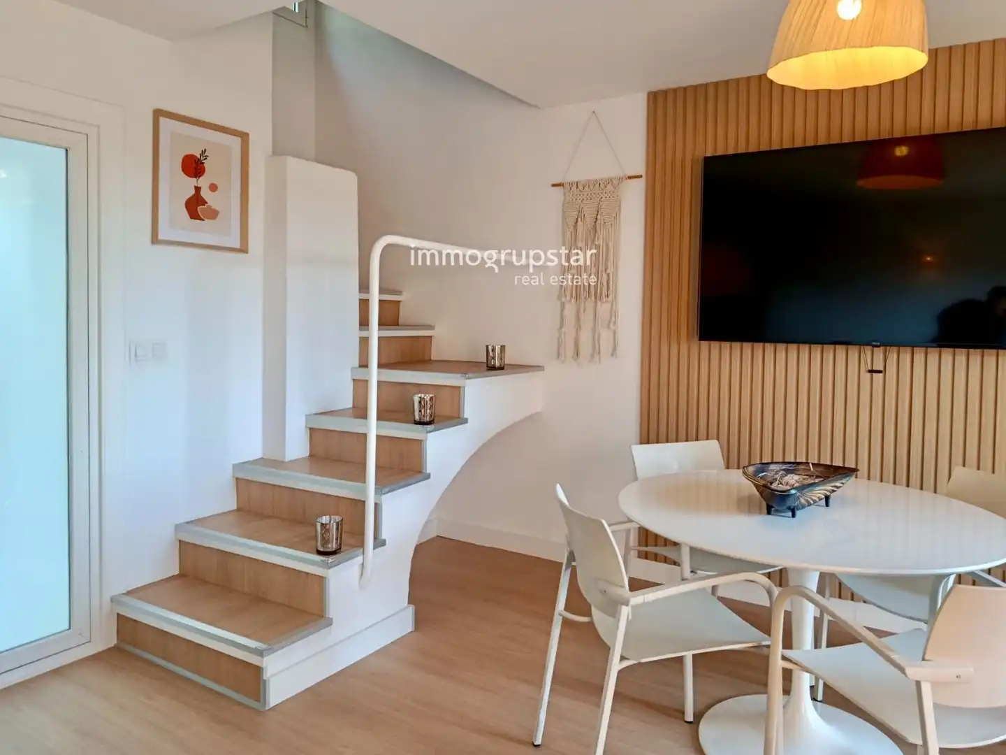 Sala d'estar de Casa adosada en venda en Castell d'Aro, Platja d'Aro i s'Agaró amb Aire condicionat, Calefacció i Terrassa