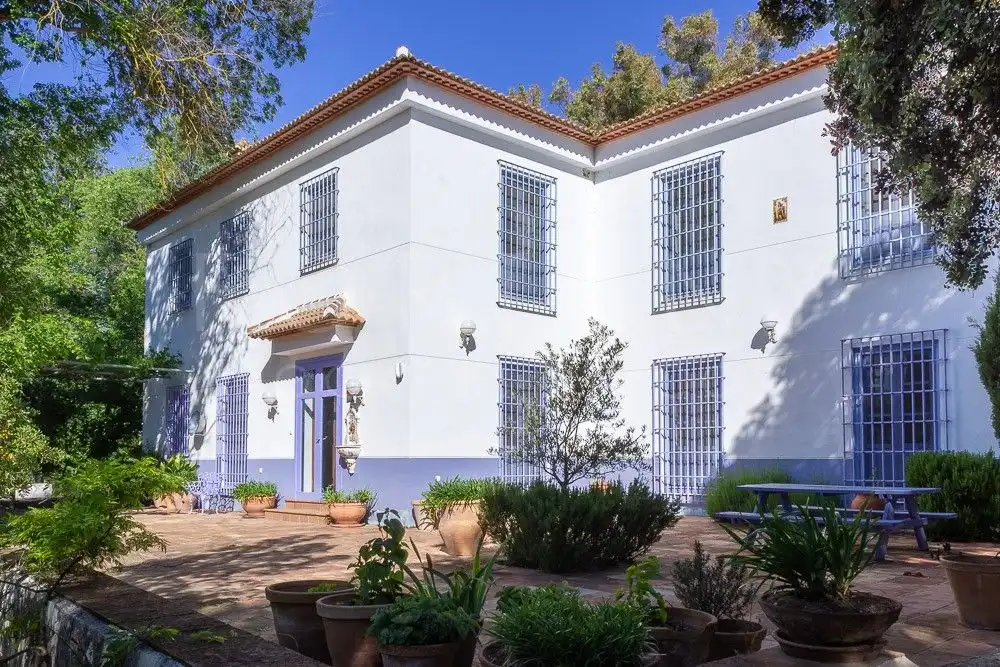 Vista exterior de Finca rústica en venda en Archidona amb Calefacció, Jardí privat i Terrassa