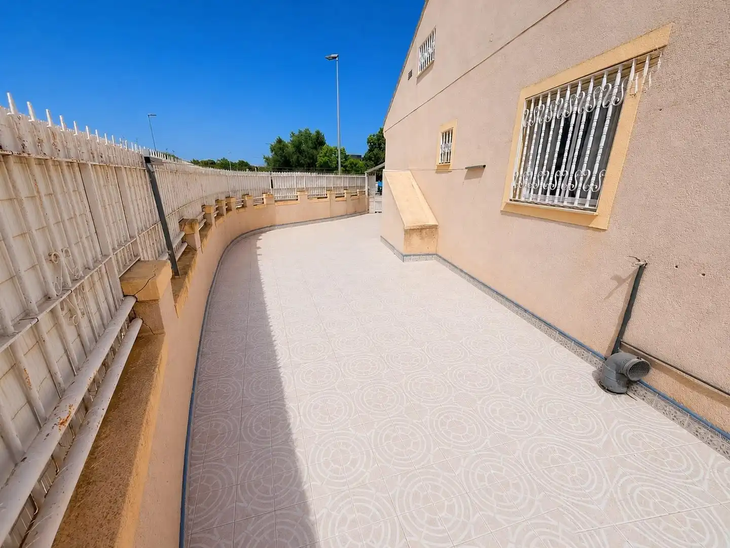 Terrassa de Casa adosada en venda en Los Alcázares amb Jardí privat, Terrassa i Traster