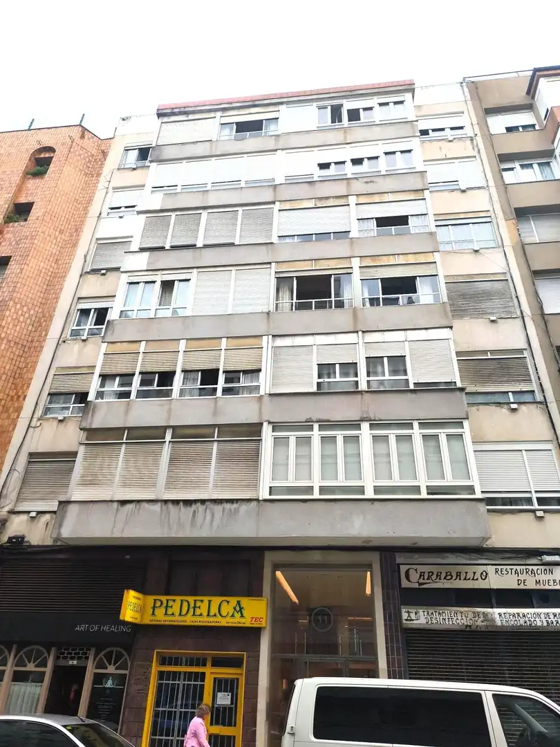 Vista exterior de Pis en venda en Santander amb Calefacció