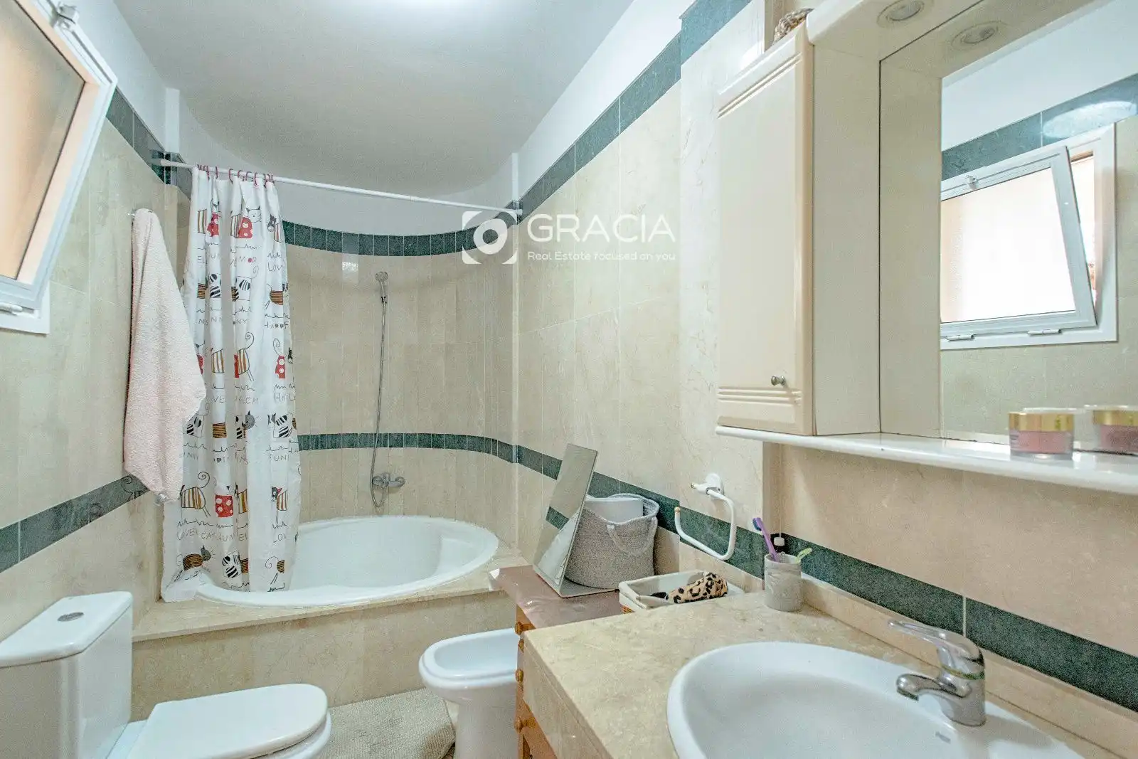 Badezimmer von Wohnung zum Verkauf in Adeje mit Terrasse, Abstellraum und Schwimmbad
