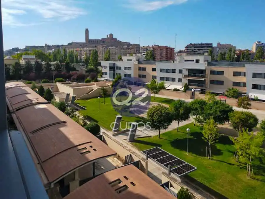 Außenansicht von Wohnung zur Miete in Lleida mit Klimaanlage, Heizung und Parkett