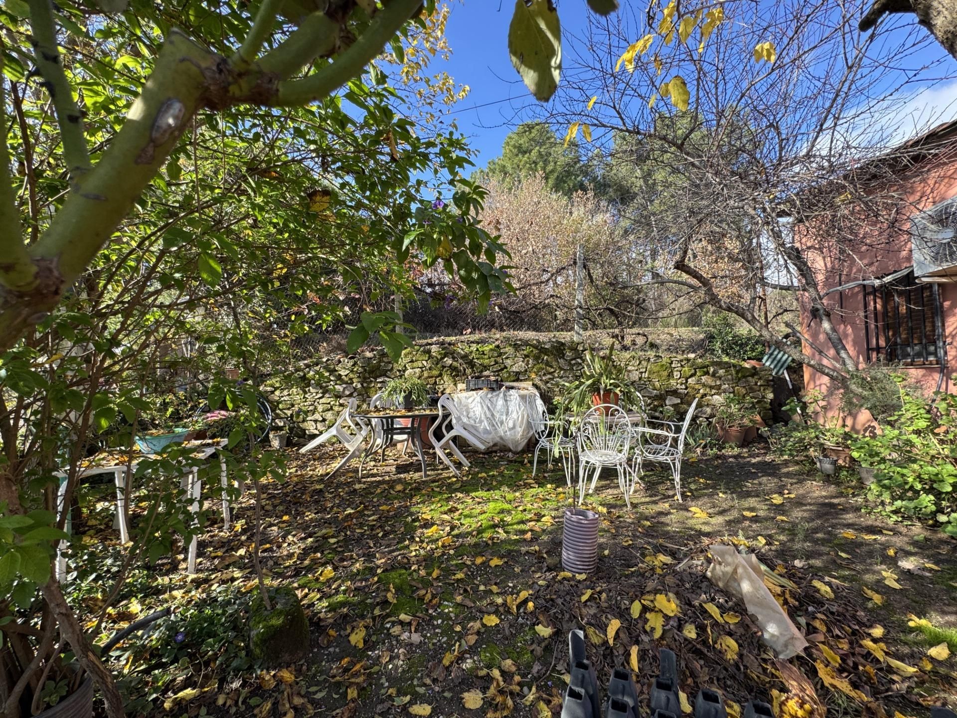 Garden of House or chalet for sale in Candeleda  with Air Conditioner, Heating and Private garden