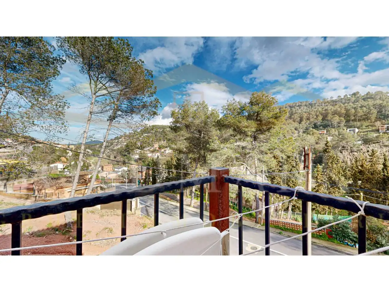 Vista exterior de Casa o xalet en venda en Corbera de Llobregat amb Calefacció i Terrassa
