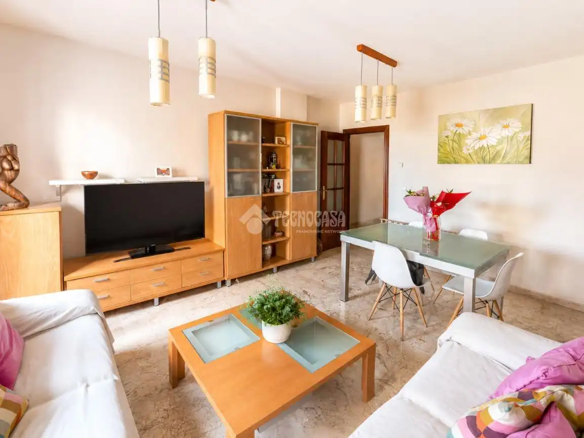 Living room of Flat for sale in Armilla  with Air Conditioner and Heating