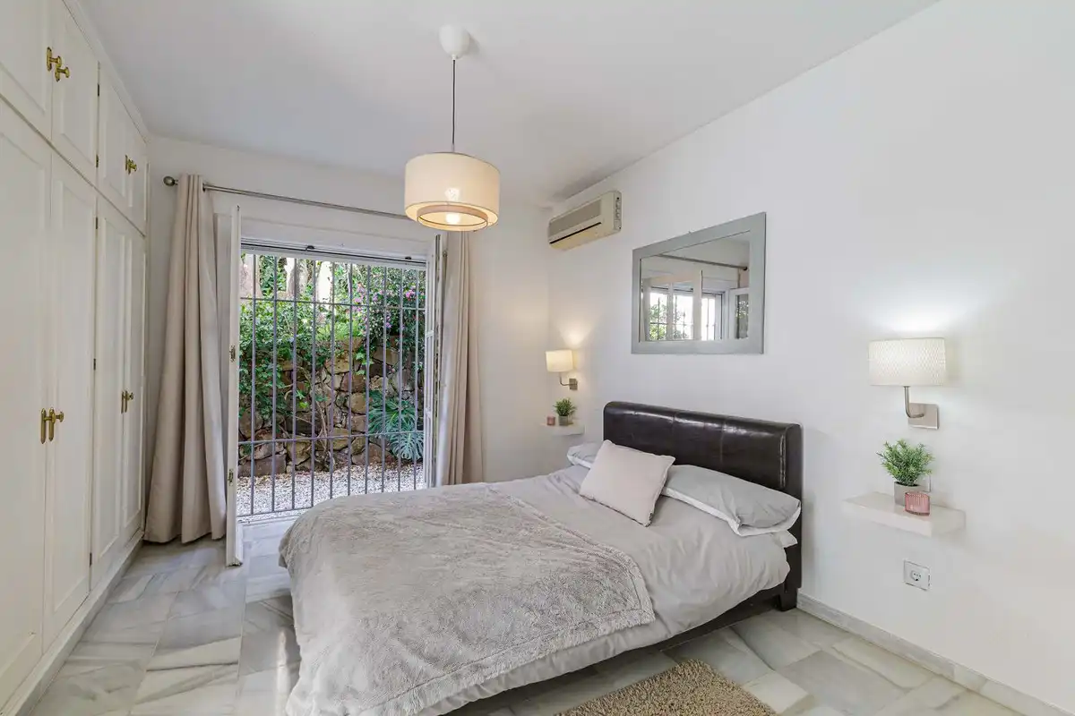 Chalet con terraza en venta en Avenida Benamara 15, imagen 20