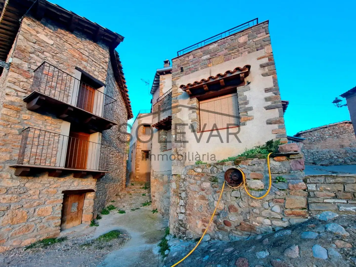 Vista exterior de Casa o xalet en venda en Conca de Dalt amb Jardí privat, Terrassa i Traster