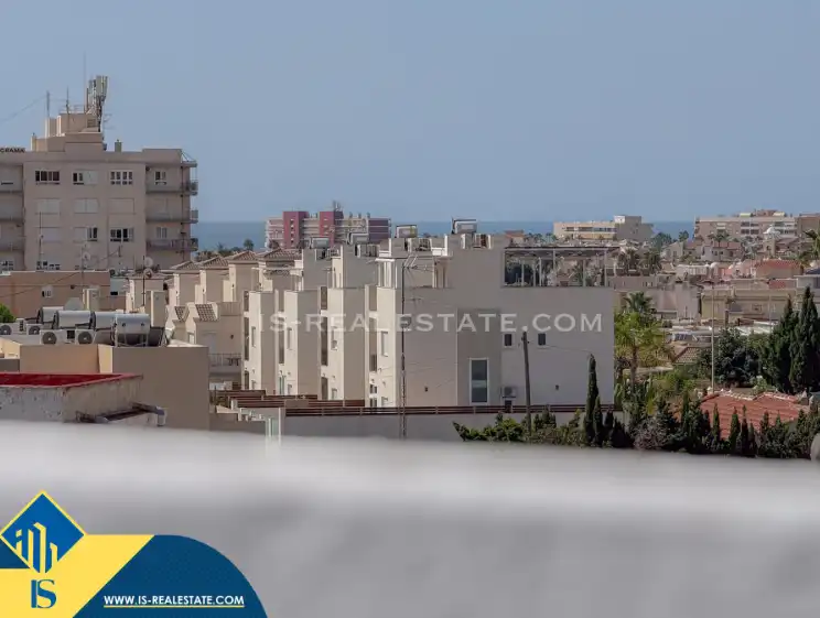 Bungalow amb piscina en venda a Playa de los Locos, imagen 4