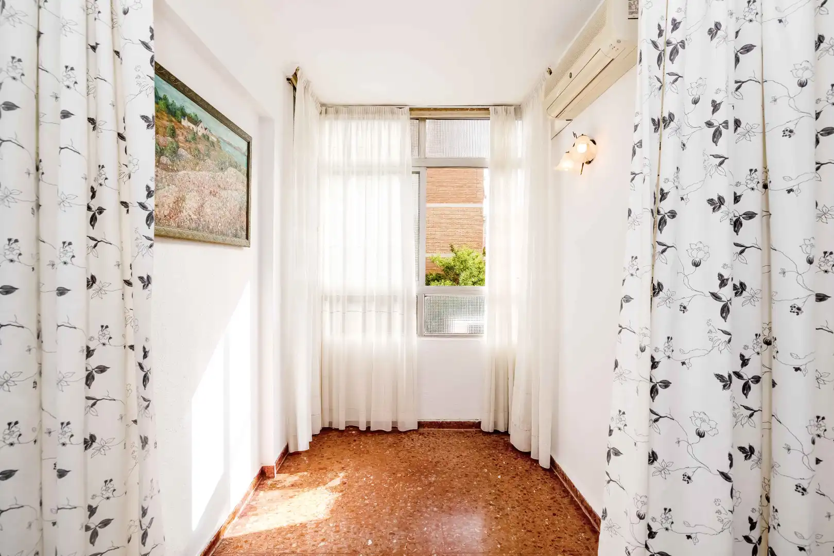 Habitación de Piso en venta en Málaga con Calefacción, Terraza y Internet