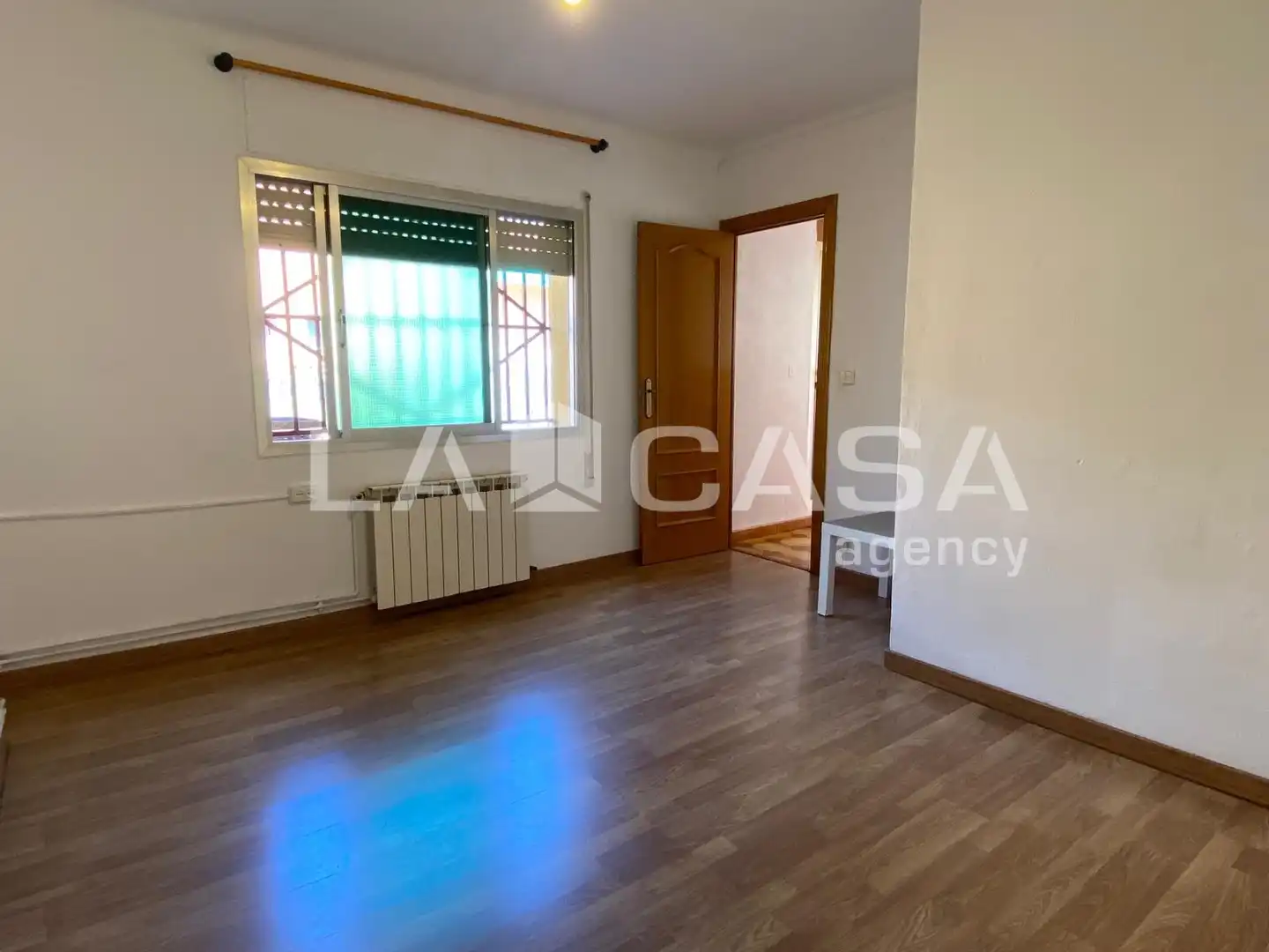 Ático en venta en Santa Coloma de Gramenet con Calefacción, Terraza y Trastero
