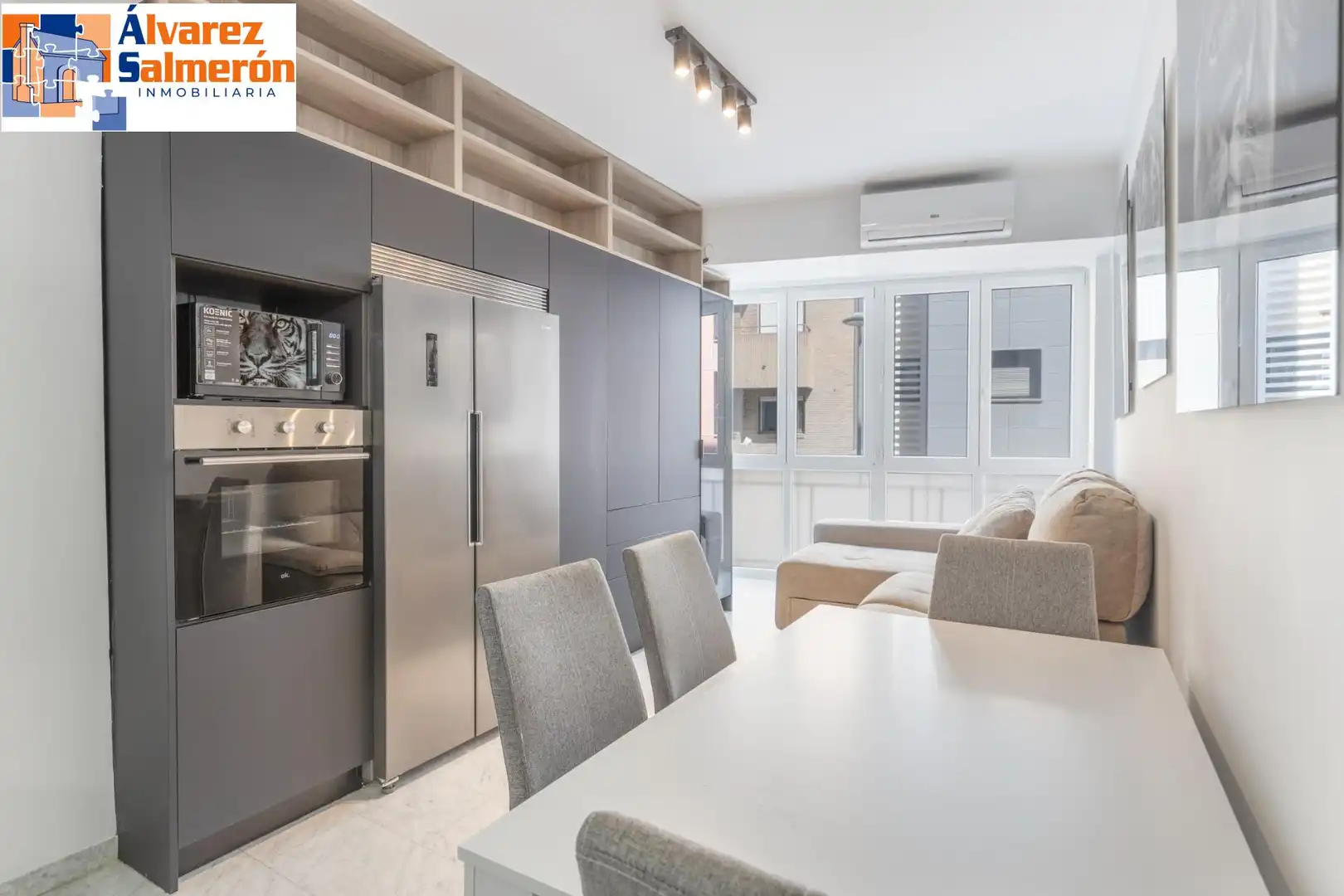 Kitchen of Flat for rent in Granada  with Air Conditioner and Furnished