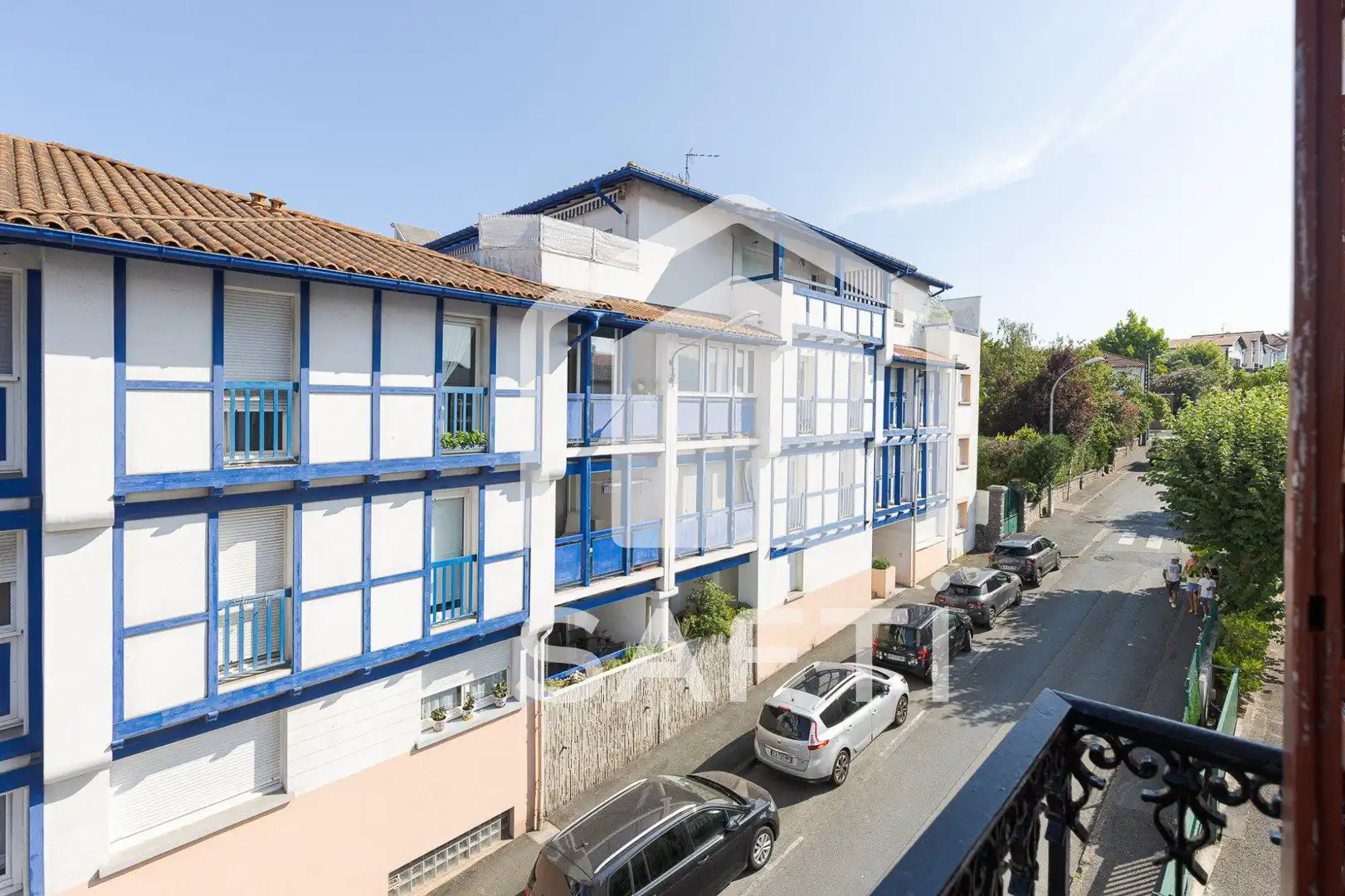 Vista exterior de Apartamento en venta en Irun  con Calefacción y Balcón