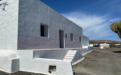 Vista exterior de Casa o xalet en venda en Teguise