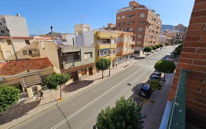 Vista exterior de Apartament en venda en Petrer amb Balcó