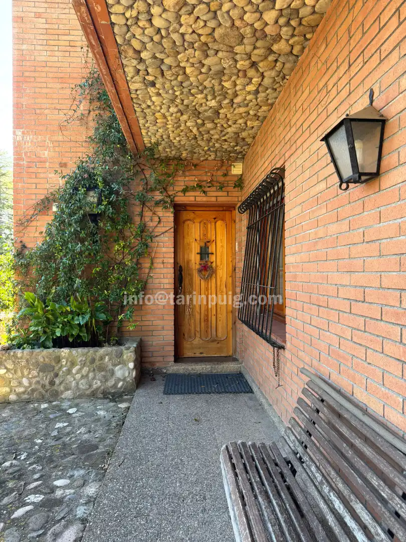 Vista exterior de Casa o chalet en venta en Begues con Aire acondicionado, Calefacción y Jardín privado