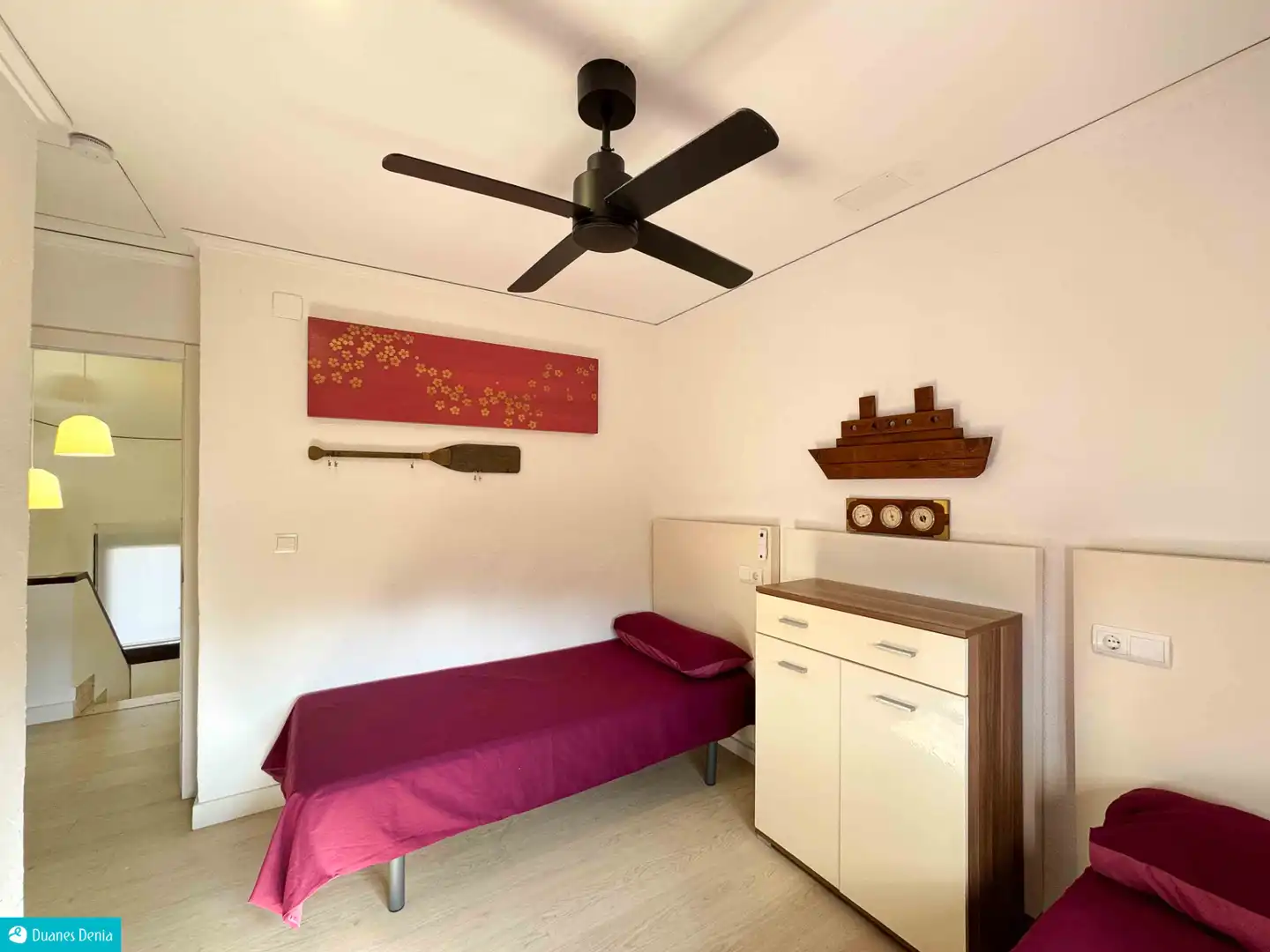 Dormitori de Casa adosada en venda en Dénia amb Aire condicionat, Jardí privat i Terrassa