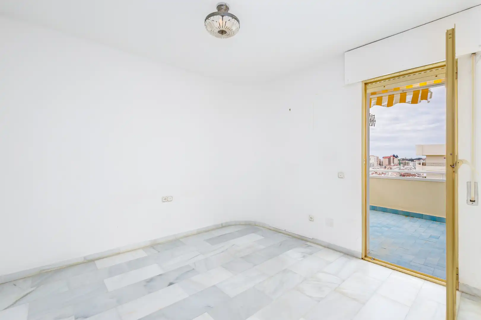 Apartament amb terrassa en venda a Puerto Deportivo, imagen 16