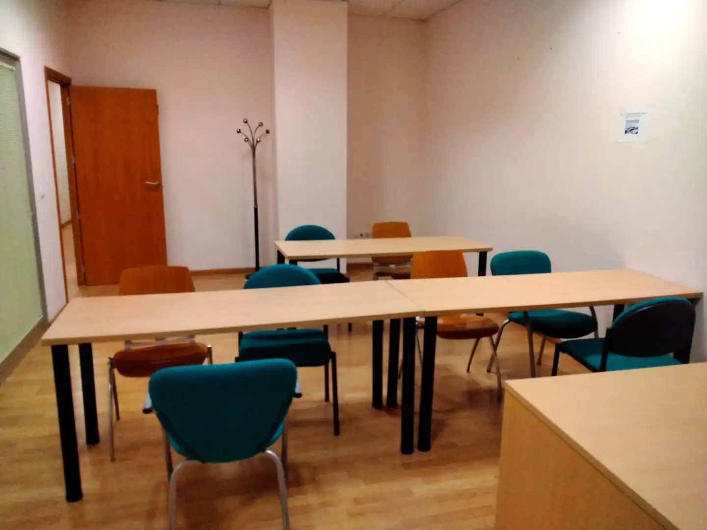 Geschaftsraum zur Miete in Calle Luis Álvarez Lencero, Pedanías de Badajoz