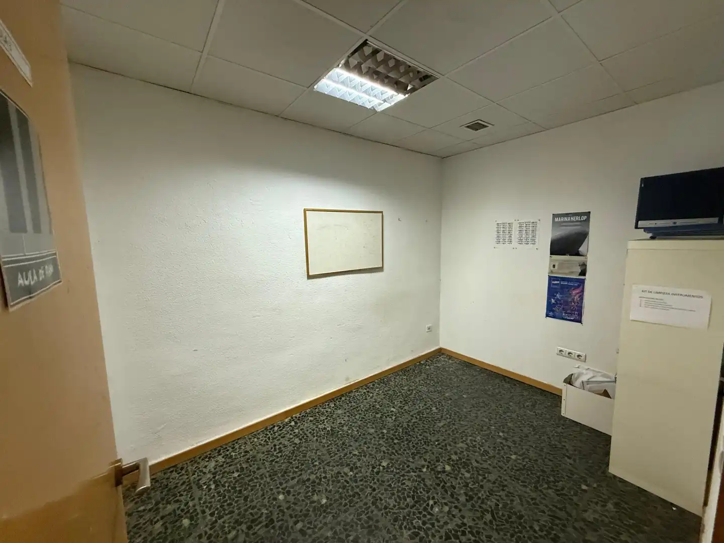 Local comercial en alquiler en Calle de Alfaros, imagen 23