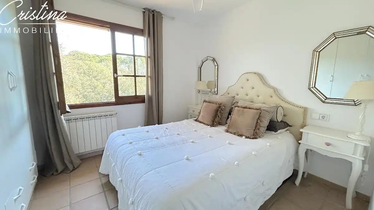 Dormitori de Casa adosada en venda en Santa Cristina d'Aro amb Calefacció