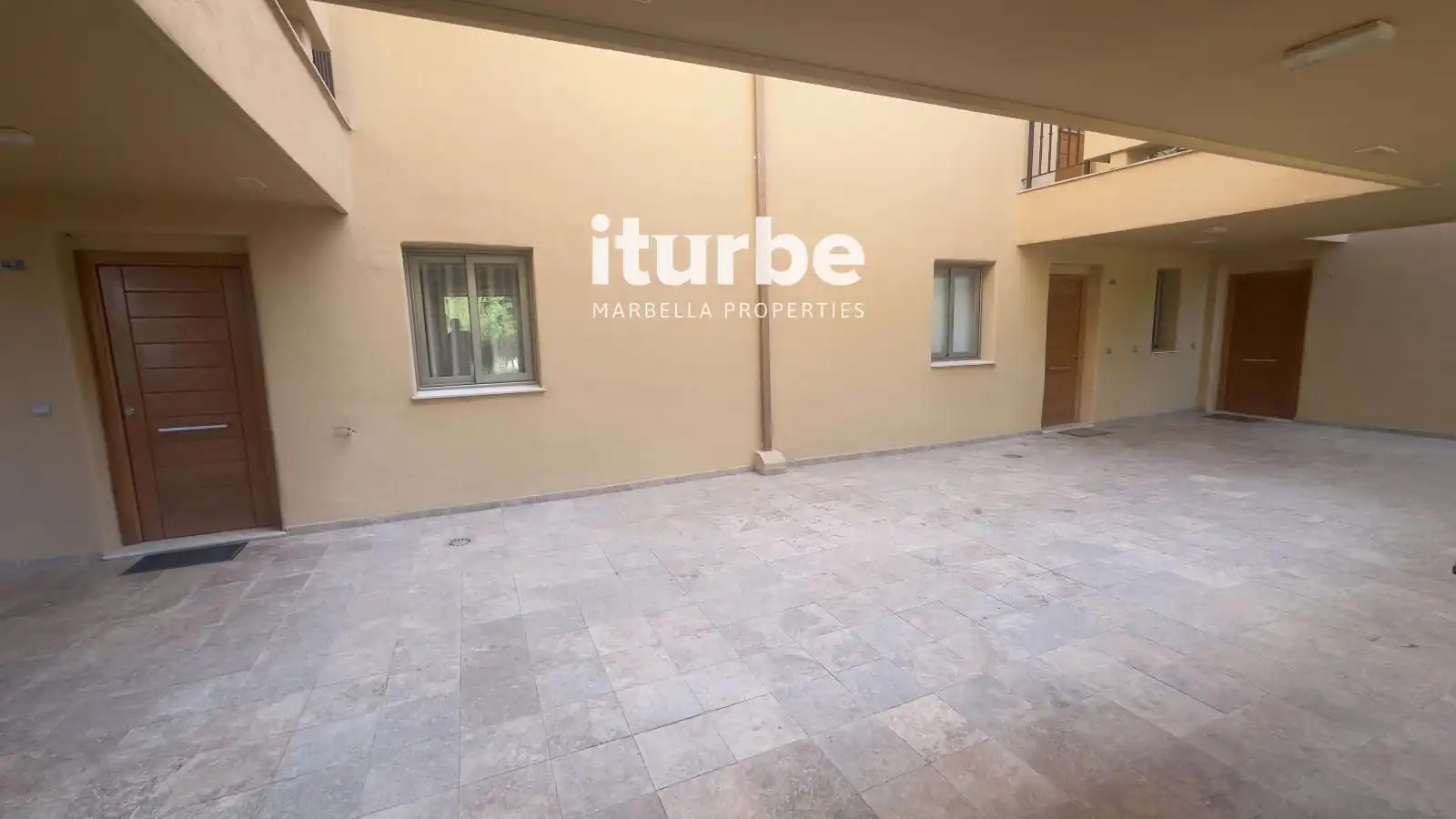 Exterior view of Flat for rent in Benahavís  with Air Conditioner, Terrace and Swimming Pool