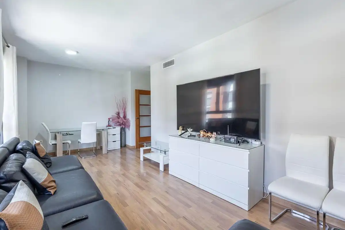 Sala de estar de Piso en venta en Granada con Aire acondicionado, Calefacción y Jacuzzi