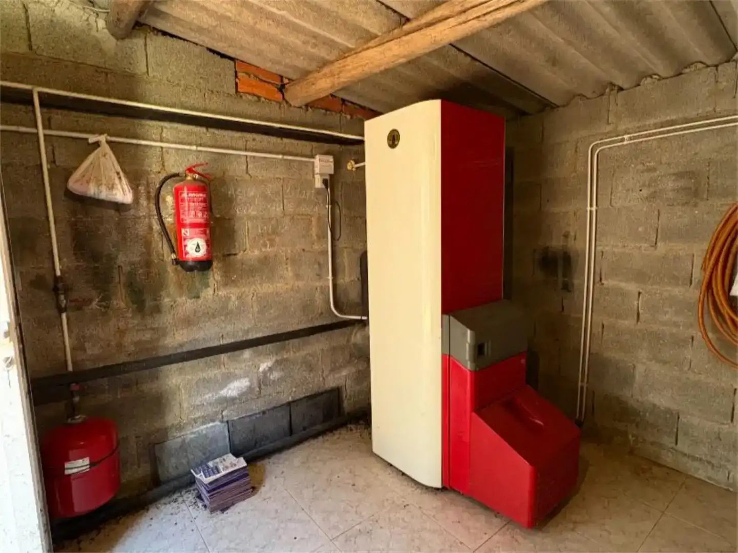 Piso en venta en Ribadeo con Jardín privado, Parquet y Trastero