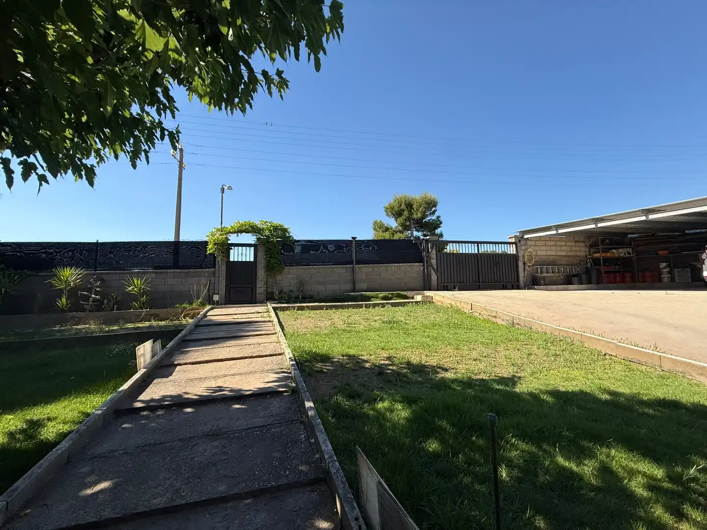 Vista exterior de Casa o chalet en venta en Caspe con Calefacción, Jardín privado y Parquet