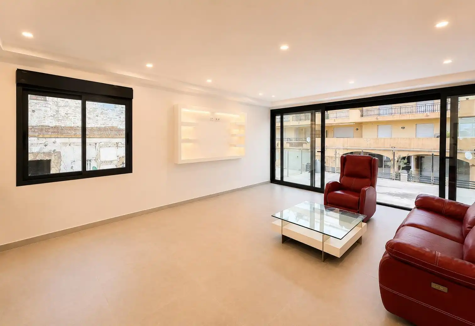 Villa zum Verkauf in Carrer DE LA ROCA NEGRA, imagen 10