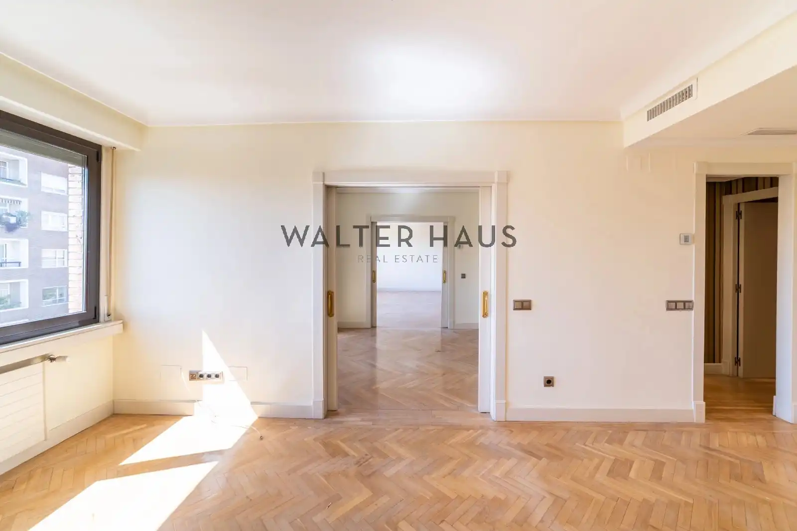 Flat for rent in Madrid  with Air Conditioner, Heating and Terrace