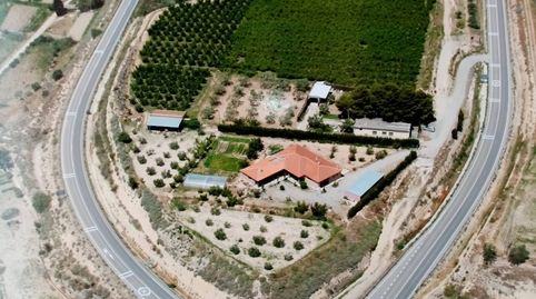 Finca rústica con dos viviendas en Caspe